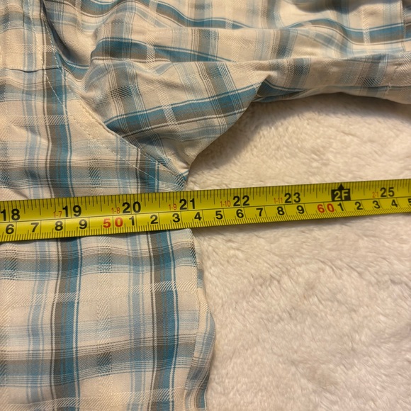 NEW Woolrich Shirt Men’s Small White Blue Grey Ocean Plaid Button Down Shirt - Picture 9 of 10
